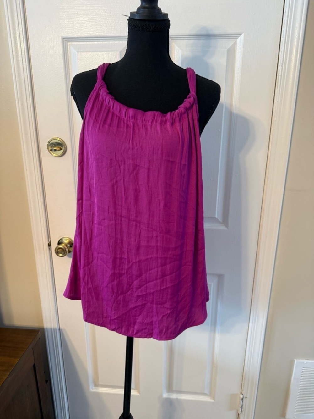 Banana Republic Sleeveless Ruched Neck Tank Top - Fuchsia Pink